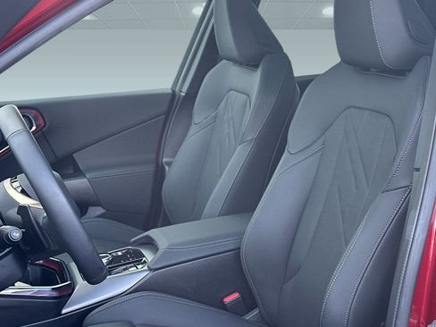 Used 2025 BMW X3 xDrive30i w/ Premium Package image 5