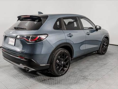 Used 2023 Honda HR-V Sport image 8