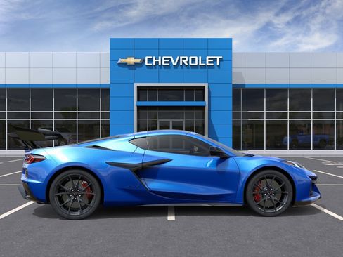 New 2026 Chevrolet Corvette ZR1 RWD image 5