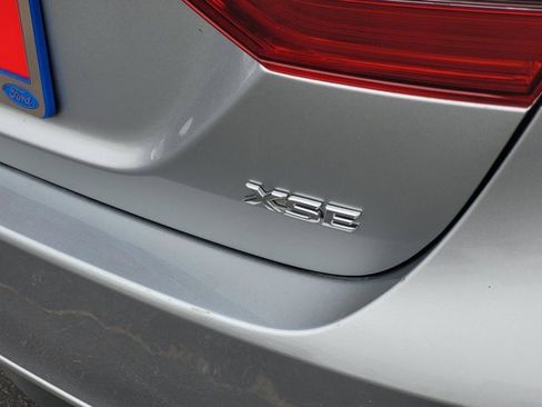 Used 2023 Toyota Camry XSE image 8