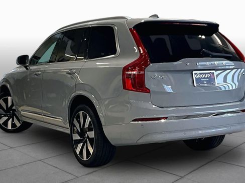 Used 2025 Volvo XC90 T8 Plus w/ Protection Package AWD/4WD image 12