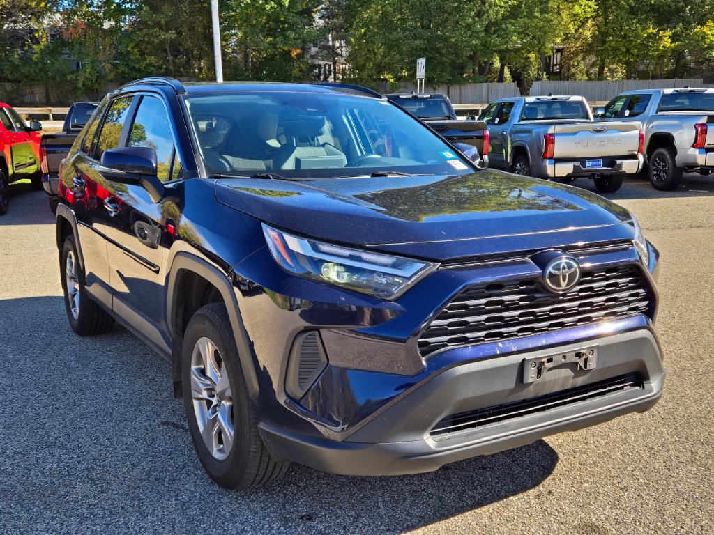 Used 2022 Toyota RAV4 XLE w/ Convenience Package AWD/4WD image 8