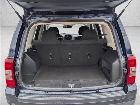 Used 2017 Jeep Patriot Sport w/ Power Value Group image 6