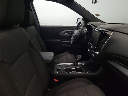 Used 2023 Chevrolet Traverse LT AWD/4WD image 21