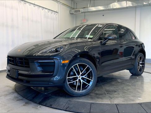 Used 2023 Porsche Macan Turbo AWD/4WD image 1