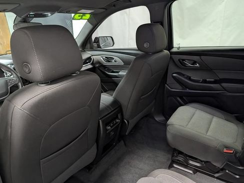 Certified 2023 Chevrolet Traverse LT w/ Midnight/Sport Edition AWD/4WD image 13