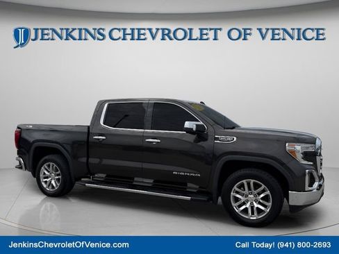 Used 2021 GMC Sierra 1500 SLT w/ SLT Premium Plus Package AWD/4WD image 2