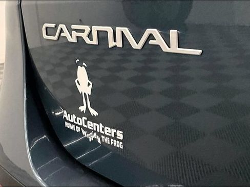 Used 2024 Kia Carnival SX Prestige FWD image 9