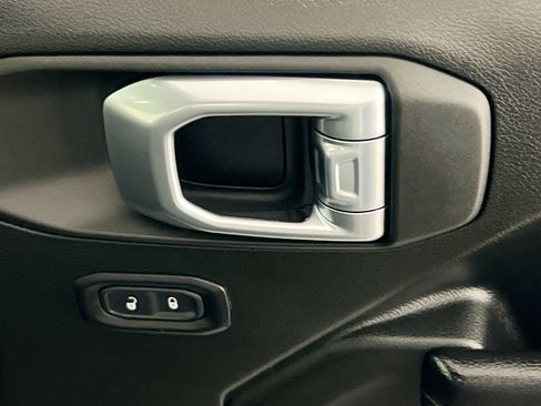 Used 2021 Jeep Wrangler Unlimited Sport image 30