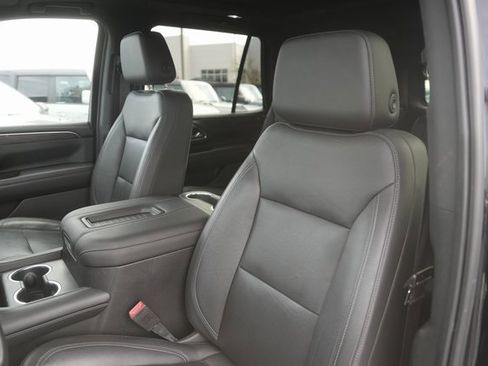 Used 2021 Chevrolet Tahoe LT w/ LT Signature Package image 10
