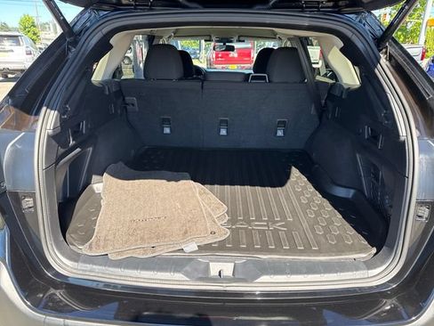Used 2023 Subaru Outback Premium AWD/4WD image 12