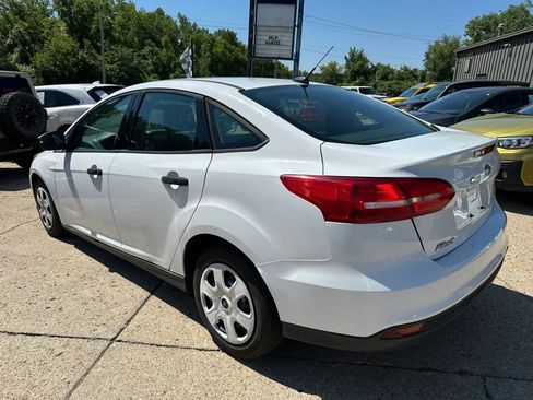 Used 2017 Ford Focus S FWD image 5