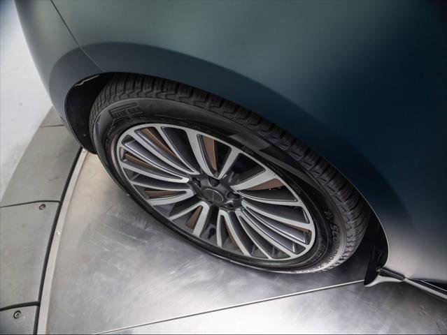 New 2026 Land Rover Range Rover SV AWD/4WD image 13
