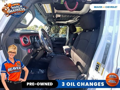 Used 2023 Jeep Gladiator Rubicon w/ Trailer Tow Package image 13