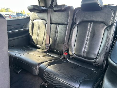 Used 2022 Jeep Wagoneer Series III w/ Convenience Group I AWD/4WD image 60