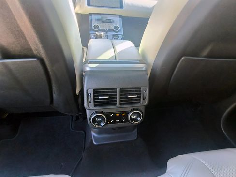 Used 2020 Land Rover Range Rover Velar R-Dynamic S image 29