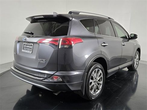Used 2017 Toyota RAV4 Limited image 6
