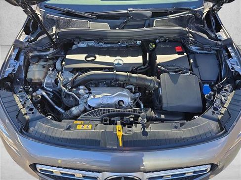 Used 2021 Mercedes-Benz GLA 250 4MATIC image 29