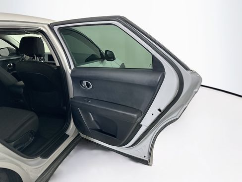 Used 2023 Hyundai Ioniq 5 SE AWD/4WD image 29