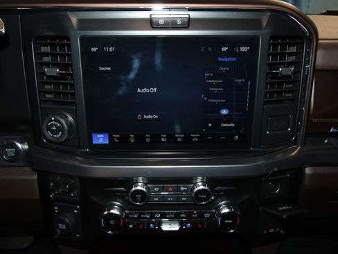 Used 2025 Ford F250 King Ranch w/ Chrome Package image 19