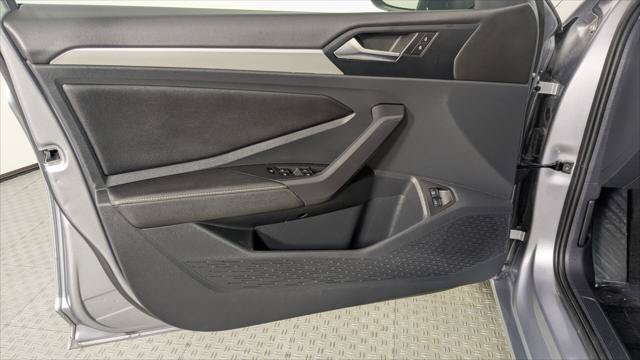 Used 2024 Volkswagen Jetta S FWD image 12