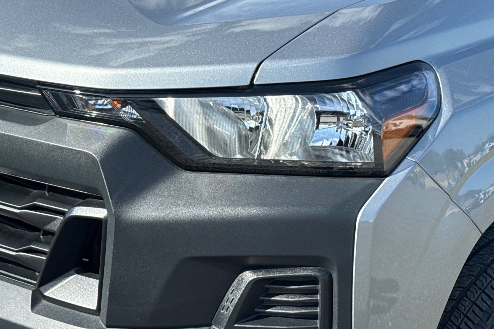 Used 2024 Chevrolet Colorado W/T AWD/4WD image 51