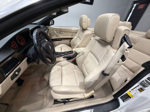 Used 2010 BMW 328i Convertible RWD image 19