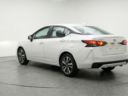 Used 2025 Nissan Versa SV FWD image 6