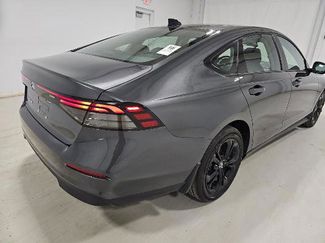 Used 2025 Honda Accord SE video 3