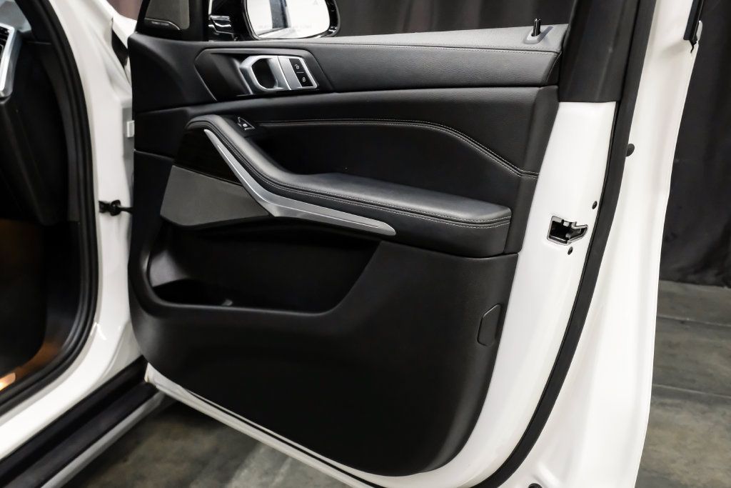 Used 2019 BMW X5 xDrive40i w/ Executive Package AWD/4WD image 55