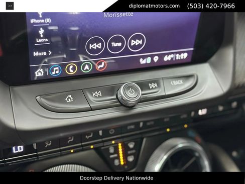 Used 2019 Chevrolet Camaro ZL1 image 28