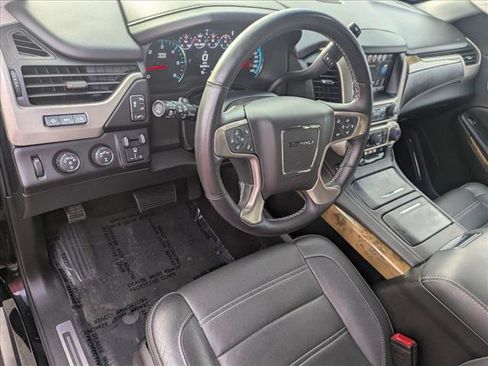 Used 2017 GMC Yukon Denali w/ Open Road Package image 10