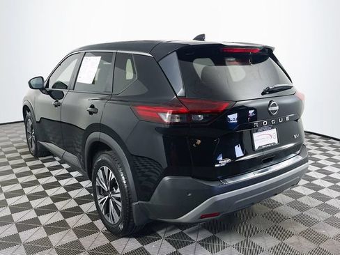Used 2023 Nissan Rogue SV FWD image 6