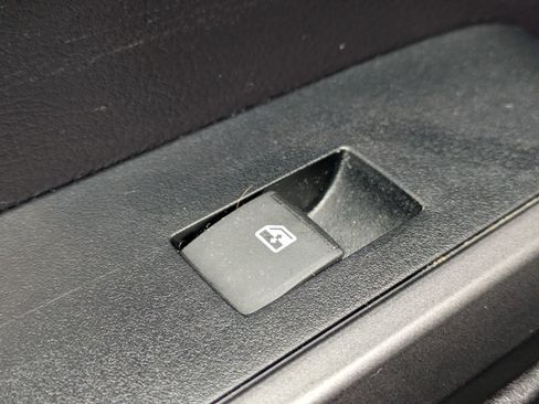 Used 2020 Toyota Tacoma TRD Off-Road image 28