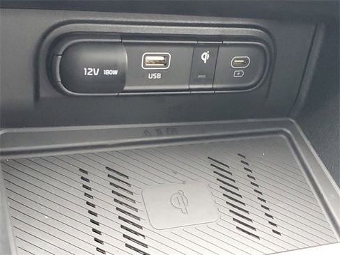 Used 2025 Kia Sportage X-Line w/ Premium Package image 30