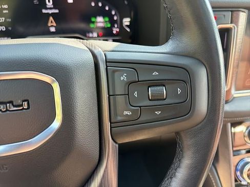 Used 2023 GMC Yukon XL Denali Ultimate AWD/4WD image 36