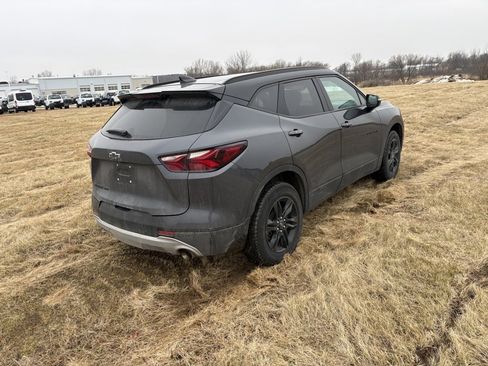 Used 2022 Chevrolet Blazer LT image 8
