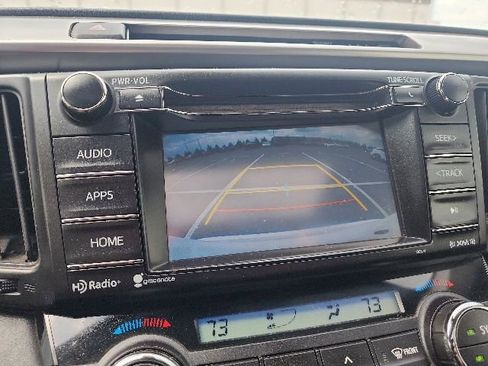 Used 2017 Toyota RAV4 XLE AWD/4WD image 21