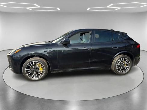 Used 2023 Maserati Grecale Modena image 8