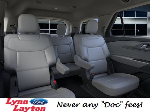 New 2025 Ford Explorer Active w/ Active Comfort Package RWD image 11