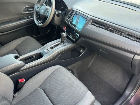 Used 2020 Honda HR-V EX image 18