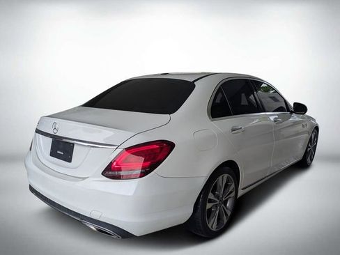 Used 2019 Mercedes-Benz C 300 Sedan image 3