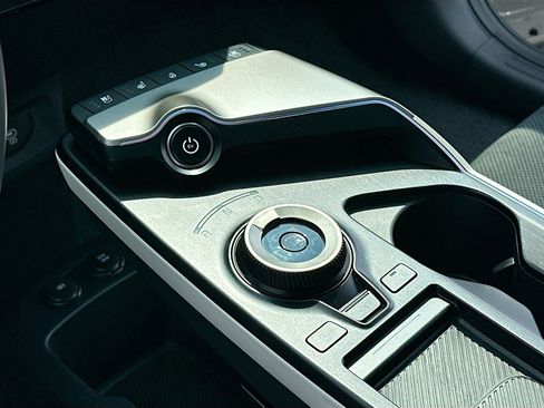New 2025 Kia EV6 GT-Line image 11