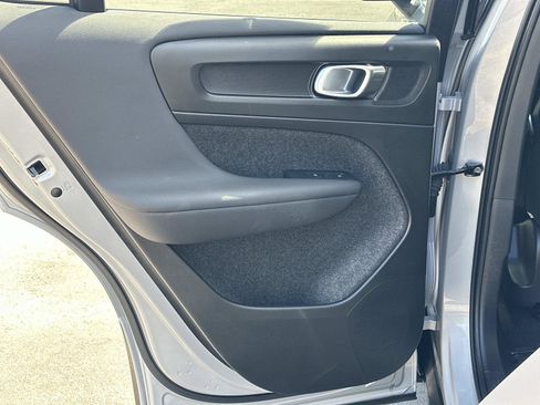 Certified 2023 Volvo C40 P8 Recharge Ultimate image 20