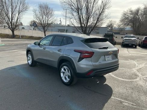 New 2026 Chevrolet Trax LS w/ LS Convenience Package image 6