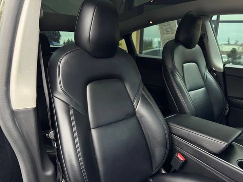 Used 2020 Tesla Model Y Long Range AWD/4WD image 23