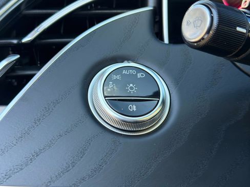 Used 2025 Mercedes-Benz E 350 Sedan image 52