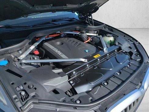 New 2026 BMW X5 xDrive50e w/ Executive Package AWD/4WD image 17