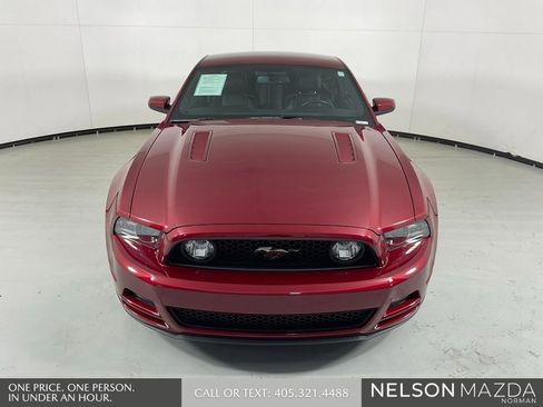 Used 2014 Ford Mustang GT Premium w/ Comfort Package RWD image 3