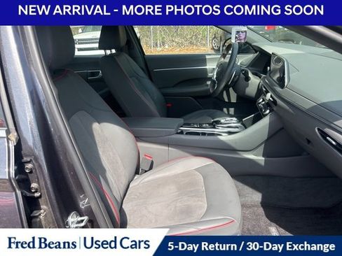 Certified 2021 Hyundai Sonata SEL Plus w/ Tech Package image 9